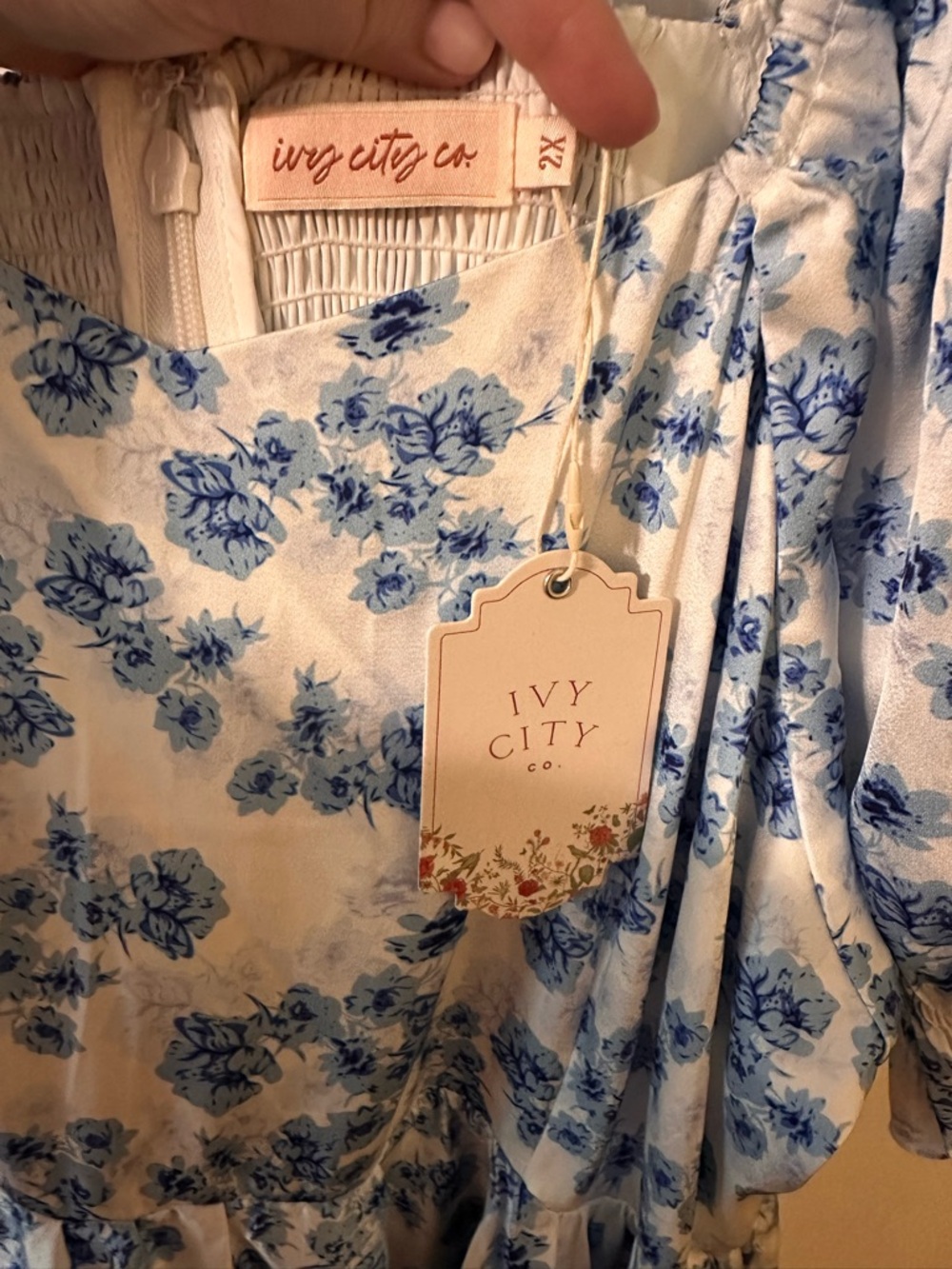 Ivy City Co Wonderland Dress - Picture 3 of 5